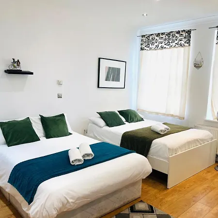 Excellent Studio Flat In Good Location